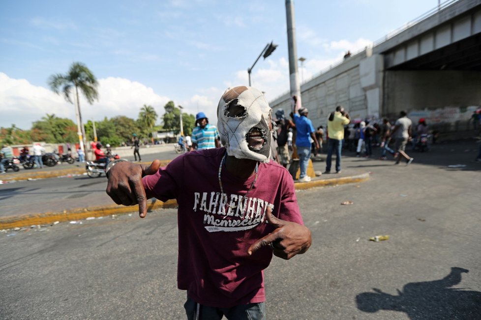 Protivládní protesty na Haiti.