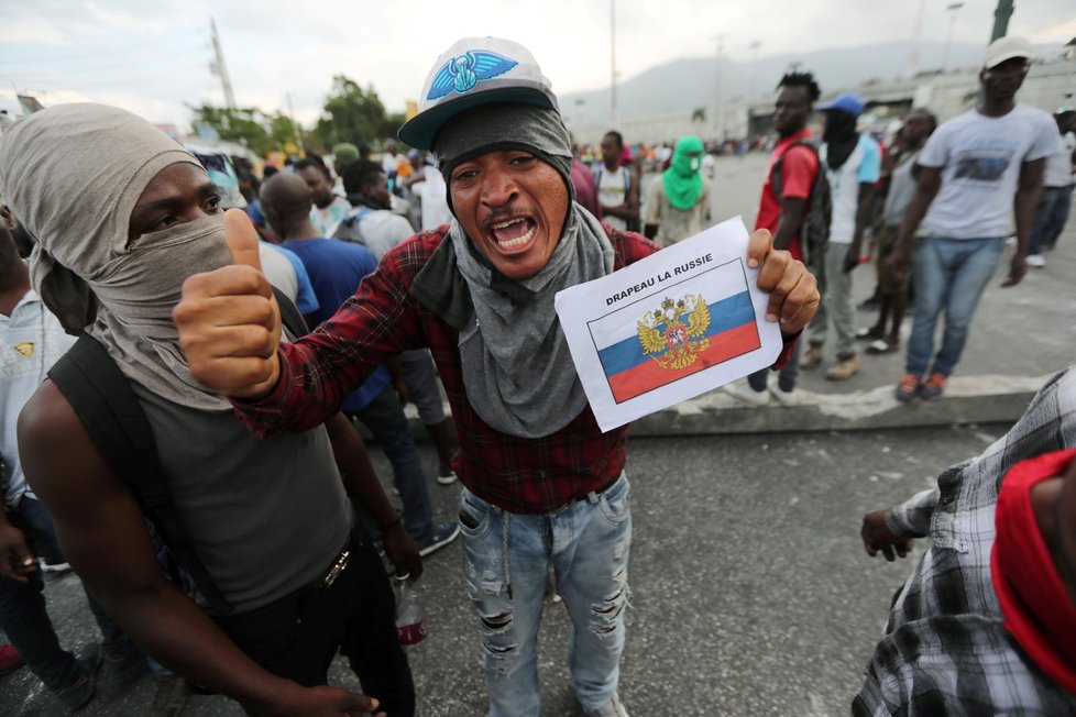 Protivládní protesty na Haiti.