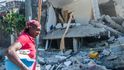 Počet mrtvých po zemětřesení na Haiti narostl na 1297