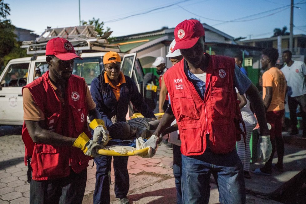 Zemětřesení na Haiti napáchalo obří škody.