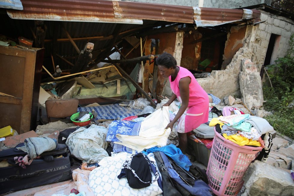 Zemětřesení na Haiti si vyžádalo stovky obětí.