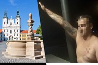 Opilý muž hajloval před strážníky: Může si jít sednout i na tři roky