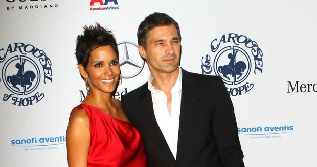 Herci Halle Berry a Olivier Martinez oznámili, že se budou brát