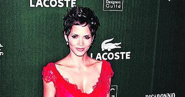 Herečka Halle Berry patří mezi jedny z nejkrásnějších žen světa