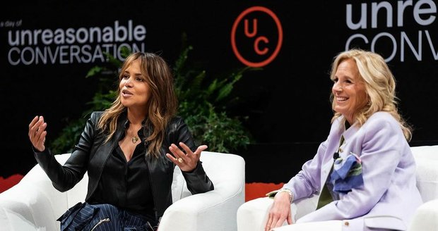Halle Berryová na summitu o ženském zdraví