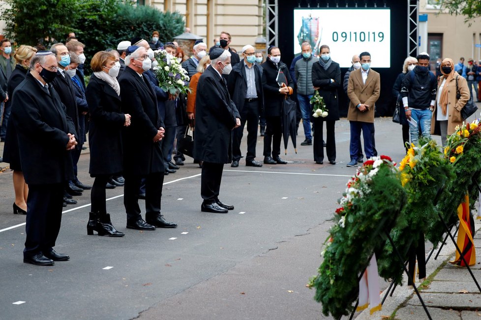 Halle: Vzpomínka na oběti bílého teroristy z 9. října 2019.