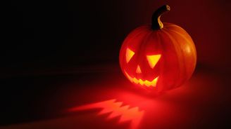 Halloweenská rallye může začít. Historicky dala temná část roku vydělat i čtyřnásobek léta  Halloweenská rallye může začít. Historicky dala temná část roku vydělat i čtyřnásobek léta