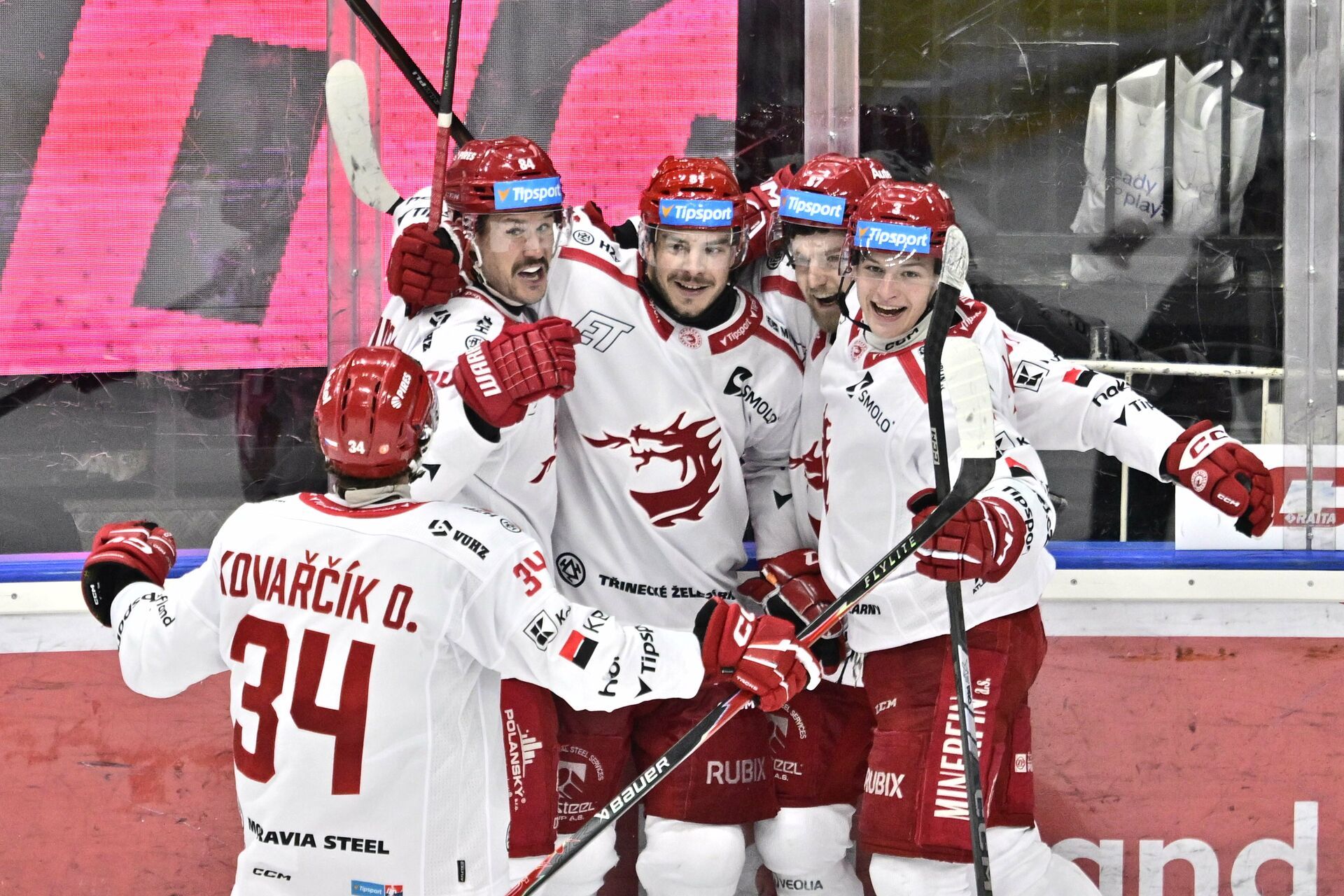 Jestli to takhle půjde na Dušičky i pak dál, tak v soupeřích bude v bojích o Masarykův pohár zase malá dušička! Jestli to takhle půjde na Dušičky i pak dál, tak v soupeřích bude v bojích o Masarykův pohár zase malá dušička!