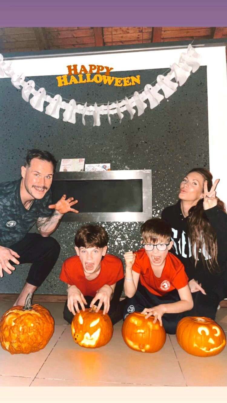 Paní Kundrátková zaujala i v rudých šatech, kde jí to až pekelně slušelo! Paní Kundrátková zaujala i v rudých šatech, kde jí to až pekelně slušelo!