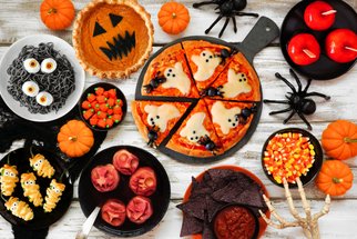 Strašidelné dobroty: 40 sladkých i slaných nápadů na Halloween