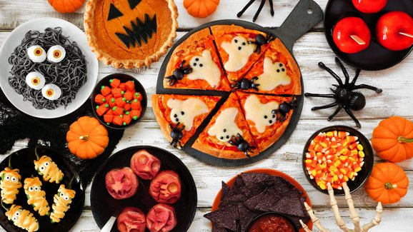 Strašidelné dobroty: 40 sladkých i slaných nápadů na Halloween