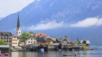 Čína otevřela kopii malebného rakouského městečka Hallstatt