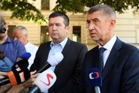 Babiš couvá, Kalousek i lidovci jsou opatrní. Komu by se hodily předčasné volby?