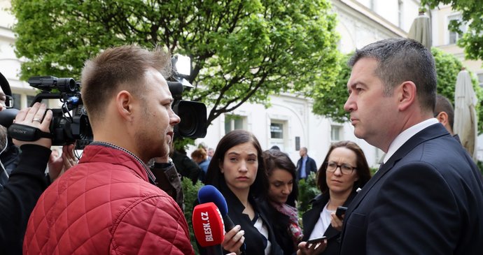 Podle předsedy ČSSD Jana Hamáčka dá strana na volební kampaň k evropským volbám 11 milionů kuru. Strana obhajuje 4 mandáty. (23. 4. 2019)