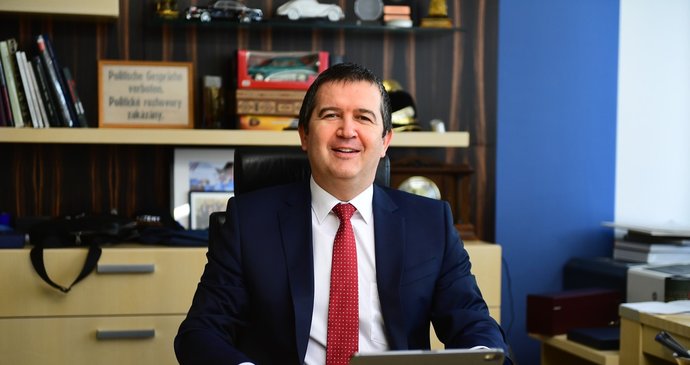 Vicepremiér Jan Hamáček (ČSSD) zůstává předsedou strany, uspěl na prvním online sjezdu (9. 4. 2021)