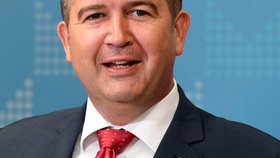 Hamáček novinářům řekl, že pošta má dva hlavní problémy, které spolu úzce souvisí.