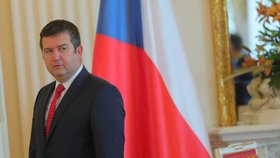 Vicepremiér Jan Hamáček (ČSSD) na poradě s velvyslanci (29. 8. 2018)