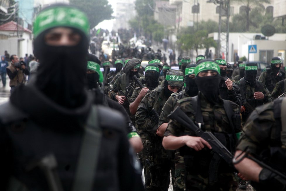 Bojovníci hnutí Hamas zatím pásmo Gaza ovládají.