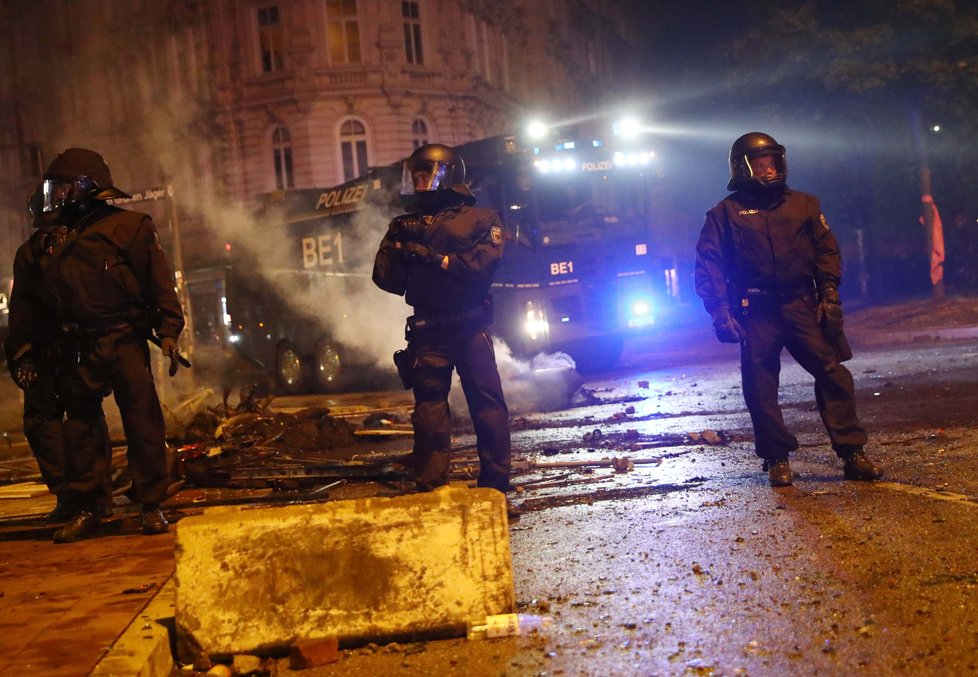 Protesty během summitu G20 v Hamburku