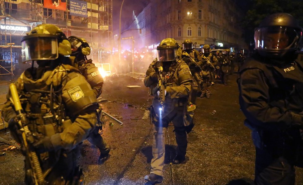 Protesty během summitu G20 v Hamburku