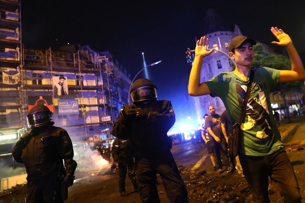 Protesty během summitu G20 v Hamburku