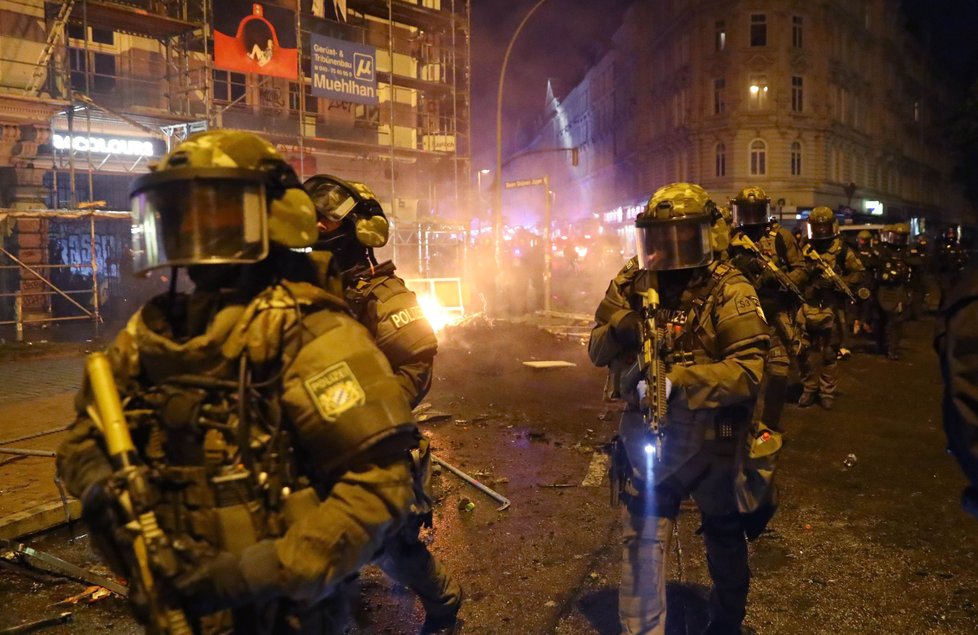 Protesty během summitu G20 v Hamburku