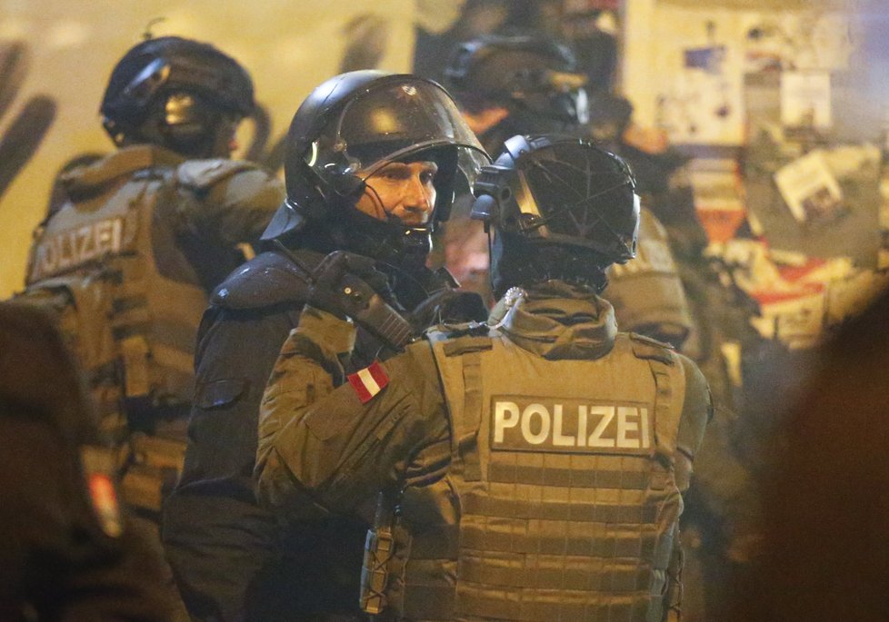 Protesty během summitu G20 v Hamburku