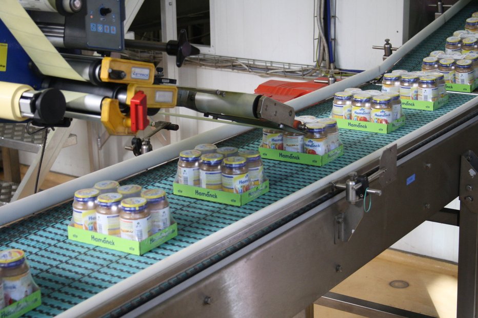 Strnadova CE Industries kupuje výrobce kojenecké výživy Fruta Podivín