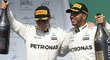 Hamilton a Bottas si vychutnávají triumf