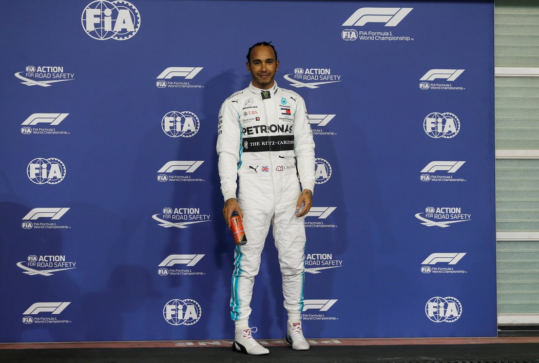 Lewis Hamilton na závodech v Abú Zabí