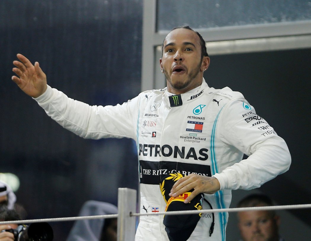 Lewis Hamilton na závodech v Abú Zabí