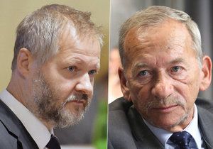 Boj o předsedu se zřejmě odehraje až na plénu. Vyhraje jeden z trojice Václav Hampl (vlevo), Jaroslav Kubera (uprostřed) nebo Jan Horník (vpravo)