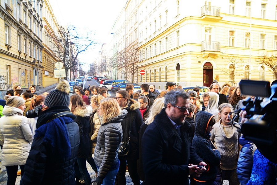 Praha 2 odhalila pamětní desku Hany Epsteinové