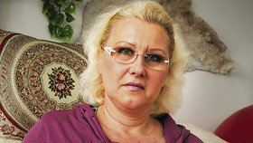 Hana Kaderková s rozhodnutím České správy sociálního zabezpečení, na základě kterého začala zpětně od ledna pobírat plný invalidní důchod