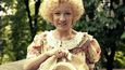 Dlouhé světlé vlasy měla Hana Maciuchová např. v pohádce Čarovné prstýnky (1978)