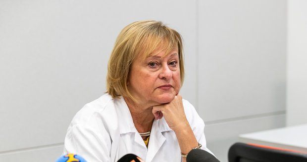 Koronavirus v Praze: Na Bulovce zůstávají dvě nakažené cizinky, ostatní pustili domů