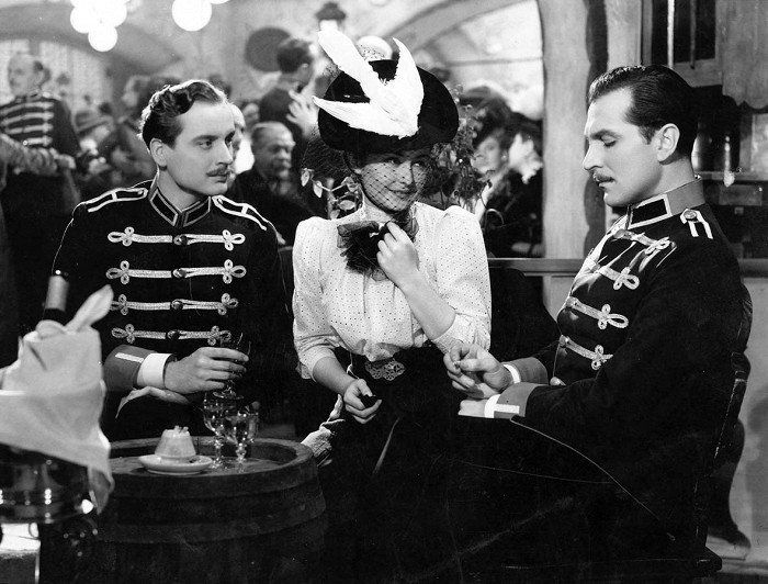 Hana Vítová ve filmu Noční motýl (1941)