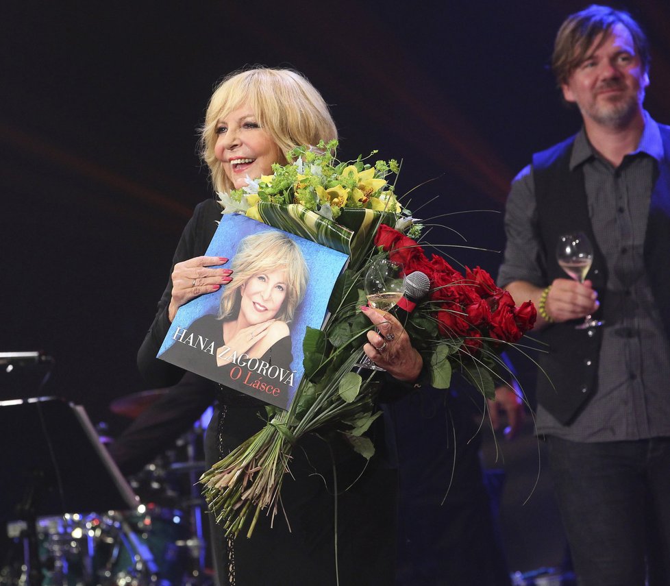 Hana Zagorová slavila na koncertě 70. narozeniny.