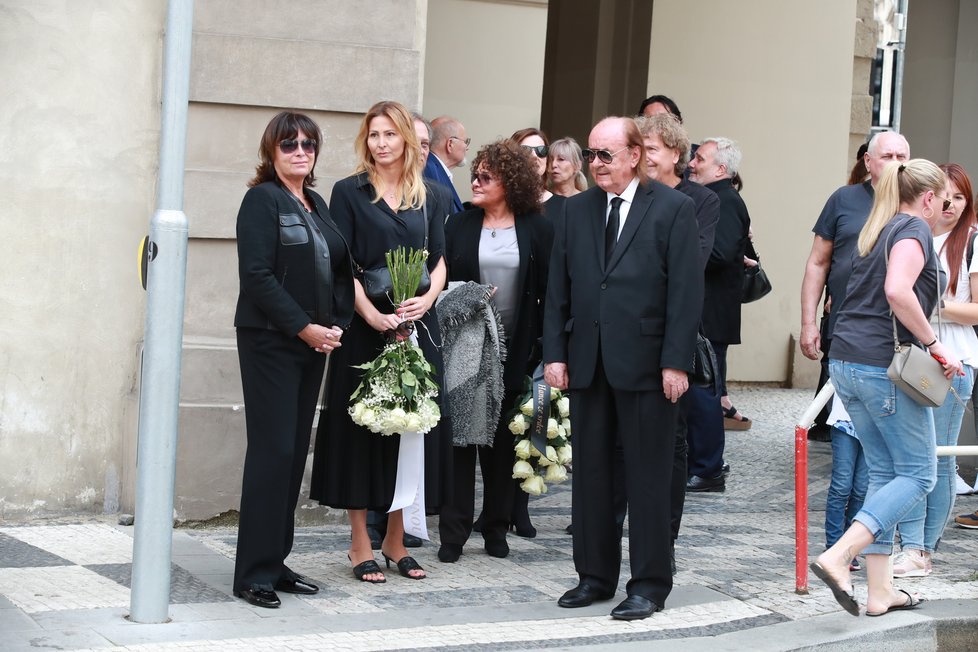 Poslední rozloučení s Hanou Zagorovou - Ivana Gottová, Jitka Zelenková a František Janeček