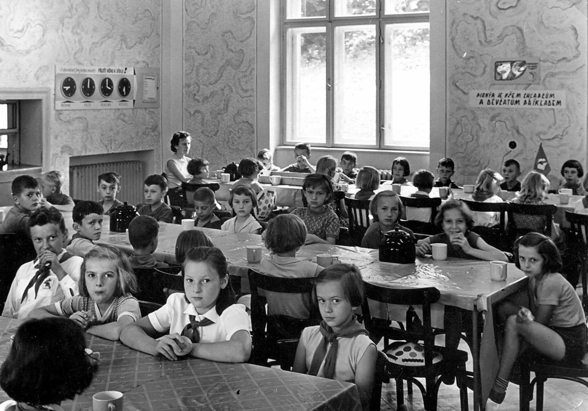 Školní jídelna, ve které se stravovala Hana Zagorová.