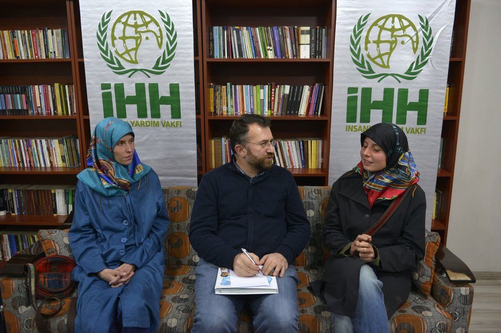 Hanču a Tonču zachránila po dvou měsících vyjednávání turecká organizace IHH