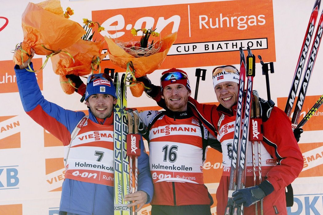 Michal Šlesingr vyhrál během kariéry jeden závod světového poháru. Po masáku v Oslu 2008 s ním radost na stupních vítězů sdílel i Halvard Hanevold (vpravo), jenž skončil třetí.