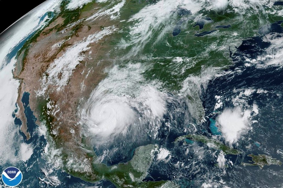 Tropický bouře Hanna se přehnala přes Texas a zamířila do Mexika
