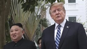 Summit v Hanoji mezi Donaldem Trumpem a Kim Čong-unem. Hlavním tématem je denuklearizace, (28.02.2018)