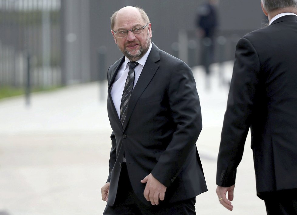 Státní pohřeb Genschera v Bonnu: Šéf europarlamentu Martin Schulz