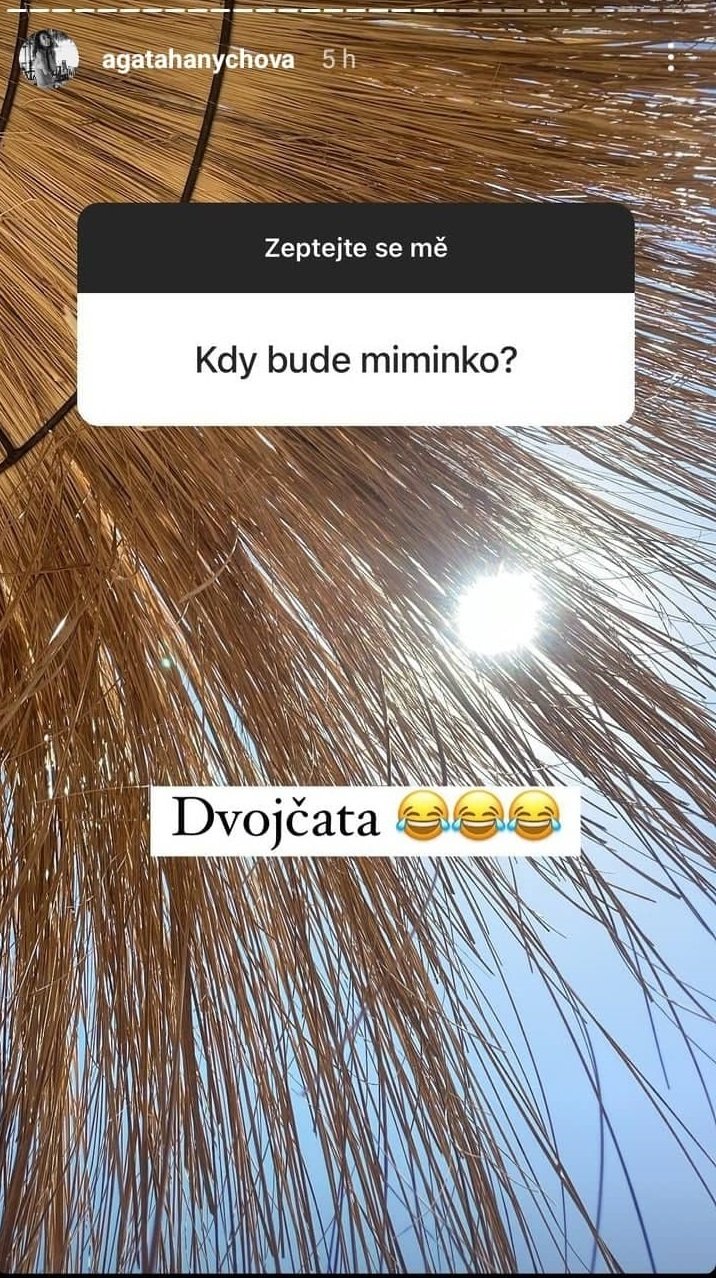 Agáta prožívá na dovolené se Soukupem šťastné chvíle...