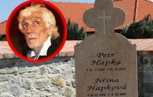 Petr Hapka (†70): Dočkal se hrobu! 500 dnů po smrti!