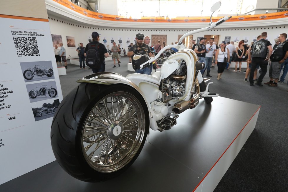 Na oslavách Harley-Davidson na výstavě je k vidění zhruba 150 unikátních motorek. Nejstarší Harley pochází z roku 2014.