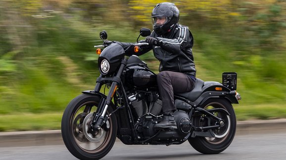 Harley-Davidson Low Rider S: Holku nechte doma