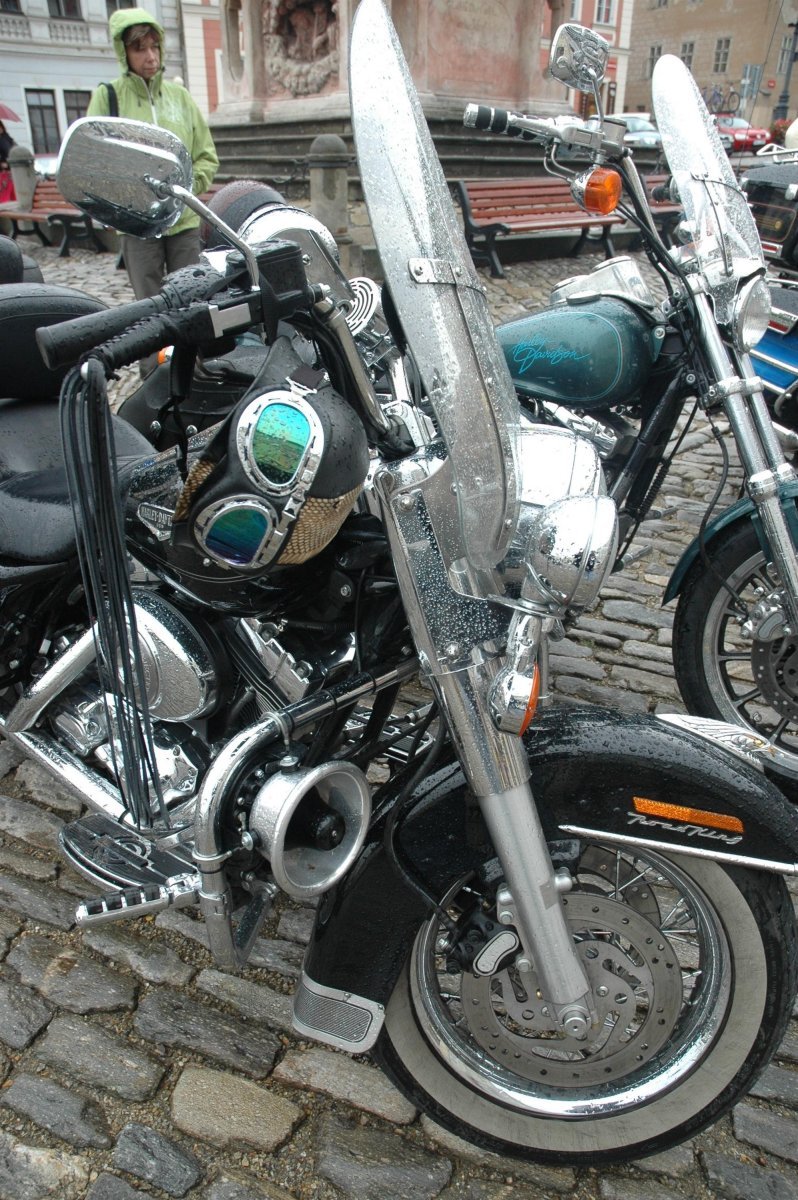 Sjezd motocyklů značky Harley-Davidson ve Znojmě